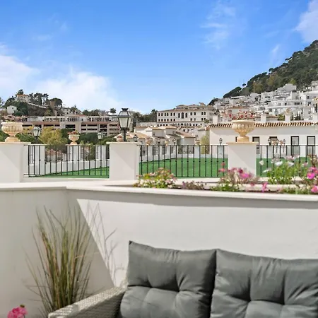 Modern And Elegant With Two Terraces * ميخاس