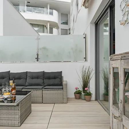 شقة Modern And Elegant With Two Terraces